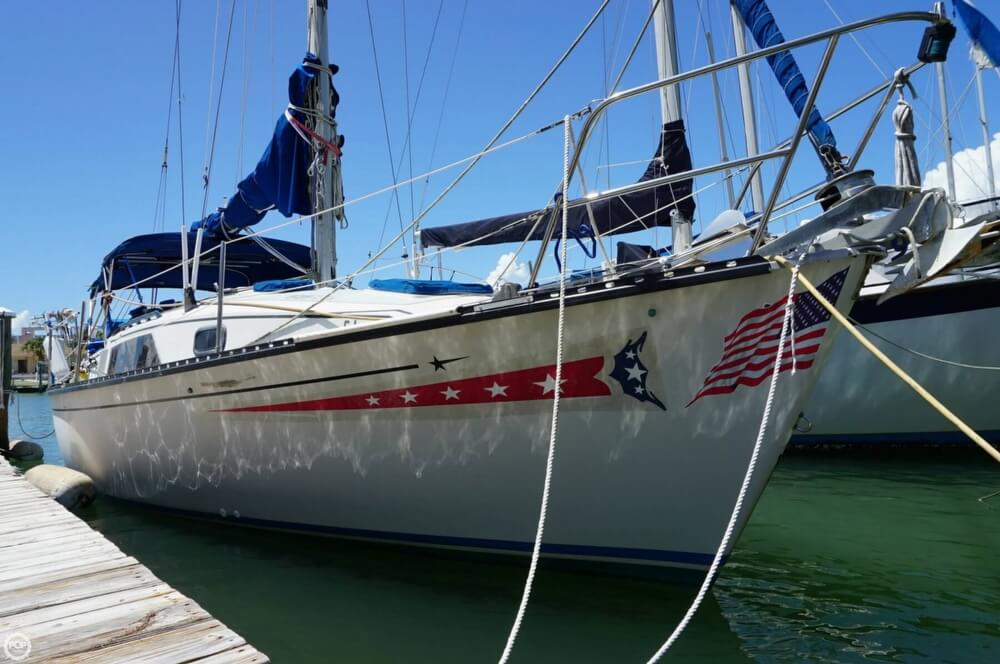 1986 Clearwater 30 center cockpit