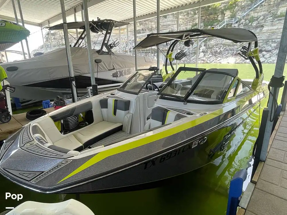 2015 Nautique g23