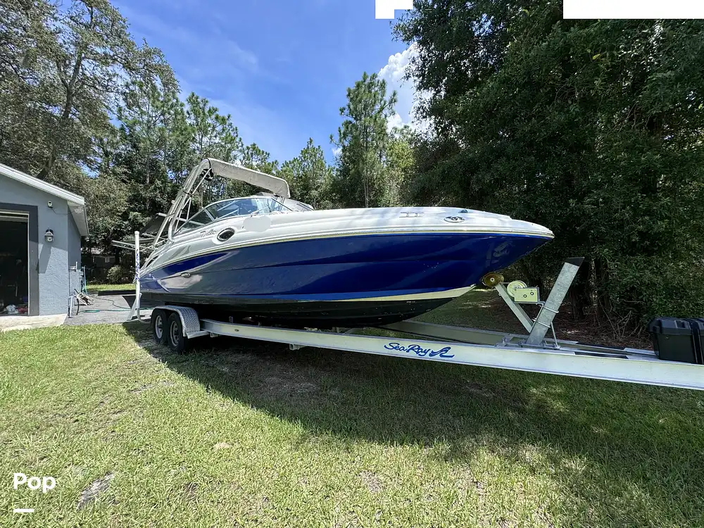 2005 Sea Ray 270 sundeck