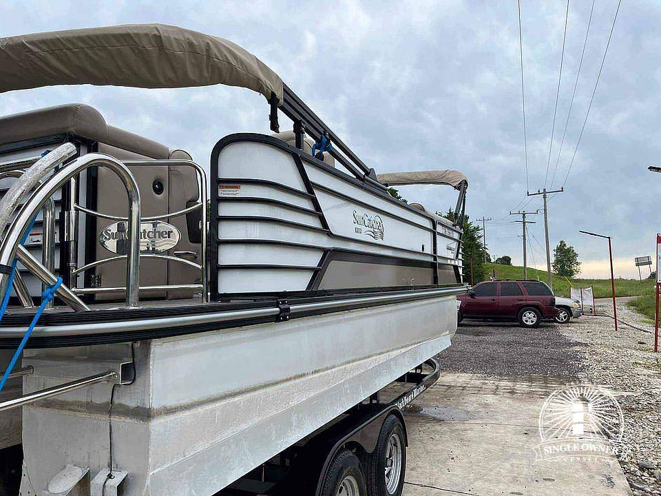 2021 Suncatcher elite 322c saltwater series