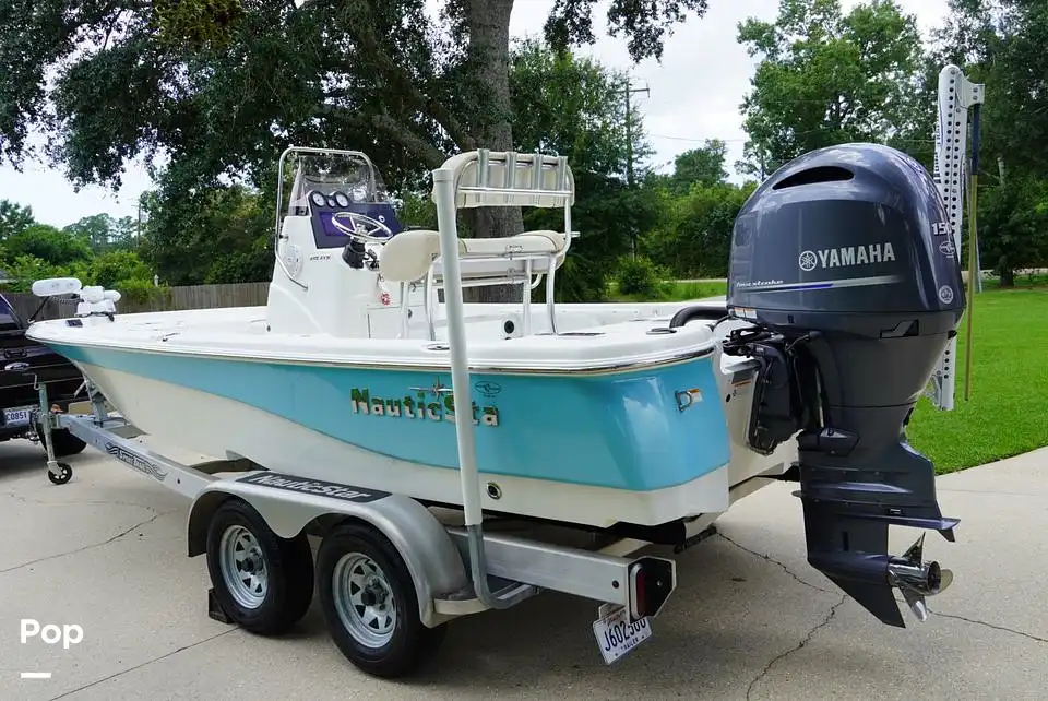 2018 Nauticstar 215xts